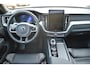 Volvo XC60 T8 AWD 455PK Plug-in Hybrid Ultra Black Edition | HUD | Luchtvering | Panodak | H&K | 360 Camera | 21"LMV | Stoelverwarming
