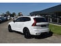 Volvo XC60 T8 AWD 455PK Plug-in Hybrid Ultra Black Edition | HUD | Luchtvering | Panodak | H&K | 360 Camera | 21"LMV | Stoelverwarming