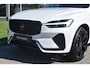 Volvo XC60 T8 AWD 455PK Plug-in Hybrid Ultra Black Edition | HUD | Luchtvering | Panodak | H&K | 360 Camera | 21"LMV | Stoelverwarming