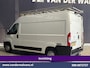 Peugeot Boxer 2.0 BlueHDI 131pk L2H2 Inrichting Euro6 Airco | Imperiaal | Camera | 2500kg Trekhaak | Cruisecontrol Parkeersensoren, Bijrijdersbank
