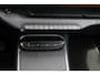 Jeep Avenger 1st Edition 54 kWh 165 PK | 54 KWH | CarPlay | Navigatie | LED verlichting | Lichtmetalen velgen | Two - Tone | Elektrische klep |