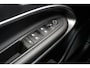 Jeep Avenger 1st Edition 54 kWh 165 PK | 54 KWH | CarPlay | Navigatie | LED verlichting | Lichtmetalen velgen | Two - Tone | Elektrische klep |
