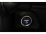 Toyota RAV4 2.5 Plug-in Hybrid AWD Bi-Tone Plus | Trekhaak | Lederenbekleding met Verwarming en Verkoeling | JBL Head Up Display | Elektrisch verstelbare bestuurdersstoel met geheugen |