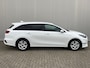 Kia Ceed Sportswagon 1.0 T-GDi 100 Pk DynamicLine Navigatie ( via Apple Carplay/Androidauto ), Cruise Control, Climate Control, 16"Lm, Achteruitrijcamera