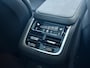 Volvo XC90 2.0 T8 Plug-in hybrid AWD Plus Dark | 7 Persoons | Stuurwiel verwarming | Trekhaak l Schuif- /kantel Pano l 360 cam l 22"