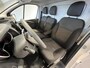 Renault Trafic 2.0 dCi 120 T27 L1H1 Comfort | 3-pers | Achteruitrijcamera | Airco | Cruise Control | Bluetooth