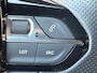 Peugeot 208 100pk GT-Line (Trekhaak - Camera - Adaptieve Cruise Controle - Keyless Entry - Apple Carplay - Navigatie - Automatische Airco - LED - Dodehoek detectie - 3D Cockpit)