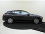 Mercedes-Benz CLA Shooting Brake 180 Luxury Line / Panaroma-dak / Achteruitrijcamera / Sfeerverlichting / Stoelverwarming /