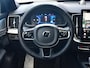 Volvo XC90 2.0 T8 Plug-in hybrid AWD Plus Dark | 7 Persoons | Stuurwiel verwarming | Trekhaak l Schuif- /kantel Pano l 360 cam l 22"