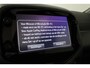 Toyota Aygo 1.0 VVT-i x-joy > Schuifdak/Camera/Navigatie via (Apple CarPlay / Android Auto)