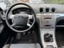Ford S-Max 2.0-16V | Autom. Airco | Cruise Control | 7 Persoons | LMV | Elekt. Ramen | Trekhaak | APK tot 21-12-2026!