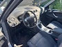 Ford S-Max 2.0-16V | Autom. Airco | Cruise Control | 7 Persoons | LMV | Elekt. Ramen | Trekhaak | APK tot 21-12-2026!