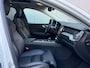 Volvo XC60 2.0 T6 Plug-in hybrid AWD Plus Dark Panorama|H/K Audio|Keyless