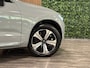 Volvo XC60 T6 AWD Recharge Plus Bright | Trekhaak | Adaptieve Cruise Control Stoelverwarming voor+achter | Stuurwielverwarming | Schuifdak | Parkeercamera | Pilot Assist | Elektrische voorstoelen geheugen | Lederen bekleding | Zitting verlenging voorstoelen | 19 Inch | Google Infotainment | Keyless Drive | Parkeersensoren voor+achter | Privacy Glass | Elektrisch bedienbare achterklep | DAB Radio | Apple Carplay/Android Auto | Draadloos telefoon opladen | Volvo On Call met mobiele App functie | Vapour Grey Metallic |