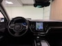 Volvo XC60 T6 AWD Recharge Plus Bright | Trekhaak | Adaptieve Cruise Control Stoelverwarming voor+achter | Stuurwielverwarming | Schuifdak | Parkeercamera | Pilot Assist | Elektrische voorstoelen geheugen | Lederen bekleding | Zitting verlenging voorstoelen | 19 Inch | Google Infotainment | Keyless Drive | Parkeersensoren voor+achter | Privacy Glass | Elektrisch bedienbare achterklep | DAB Radio | Apple Carplay/Android Auto | Draadloos telefoon opladen | Volvo On Call met mobiele App functie | Vapour Grey Metallic |