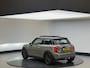 MINI Cooper 3-Deurs 1.5 Chili Serious Business | Panodak | Sportstoelen | LM velgen