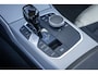BMW 3-Serie 318I Business edition nlauto pano | pdc | cruise control | klimaat control | Carplay | dab