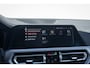 BMW 3-Serie 318I Business edition nlauto pano | pdc | cruise control | klimaat control | Carplay | dab