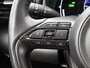 Toyota Yaris 1.5 Hybrid 115 Dynamic Comfort Pack | BTW voertuig | Stoel+stuurverwarming | Dodehoek detectie | Parkeersensoren voor+achter | Draadloze telefoonlader