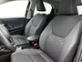 Toyota Yaris 1.5 Hybrid 115 Dynamic Comfort Pack | BTW voertuig | Stoel+stuurverwarming | Dodehoek detectie | Parkeersensoren voor+achter | Draadloze telefoonlader