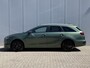 Kia Ceed Sportswagon 1.0 T-GDi DynamicPlusLine stoel- stuurverwarming| Cruise control | Dode hoek | Elektrische achterklep | Half leder | Achterruitrijcamera | Lane assist | Keyless entry | Lichtmetalen velgen |