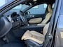 Volvo XC60 2.0 T8 AWD Ultimate Dark|Lucht|Trekhaak|Massage