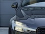Volvo XC60 2.0 T8 AWD Ultimate Dark|Lucht|Trekhaak|Massage
