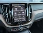 Volvo XC60 2.0 T8 AWD Ultimate Dark|Lucht|Trekhaak|Massage