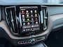 Volvo XC60 2.0 T8 AWD Ultimate Dark|Lucht|Trekhaak|Massage