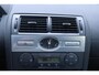 Ford Mondeo Wagon 1.8-16V Platinum | APK 27-05-2027 | Climate control | Trekhaak | Zie foto's!