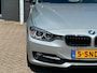 BMW 3-Serie 328i xDrive High Executive/1STE EIG/PANO-DAK/CAMERA/NL-AUTO NAP!!