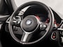 BMW 3-Serie 318i M Sport Shadow Automaat (SCHUIFDAK, M PAKKET, GROOT NAVI, VIRTUAL COCKPIT, LEDER, STOELVERWARMING, SPORTSTOELEN, GETINT GLAS, PARKEERSENSOREN, NIEUWSTAAT)