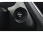 Toyota Corolla Cross Hybrid 200 Style | Leder - stof bekleding | Trekhaak | Stoelverwarming | Parkeer sensoren |