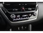 Toyota Corolla Cross Hybrid 200 Style | Leder - stof bekleding | Trekhaak | Stoelverwarming | Parkeer sensoren |