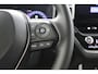 Toyota Corolla Cross Hybrid 200 Style | Leder - stof bekleding | Trekhaak | Stoelverwarming | Parkeer sensoren |