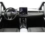 Toyota Corolla Cross Hybrid 200 Style | Leder - stof bekleding | Trekhaak | Stoelverwarming | Parkeer sensoren |