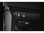 Toyota Corolla Cross Hybrid 200 Style | Leder - stof bekleding | Trekhaak | Stoelverwarming | Parkeer sensoren |