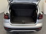 Volkswagen T-Cross 1.0 TSI STYLE NAVIGATIE ADAPTIVE CRUISE CONTROL CLIMATE CONTROL STOELVERWARMING APPLE CARPLAY/ANDROID RIJSTROOKSENSOREN DODEHOEKSENSOREN ACHTERUITRIJCAMERA ZEER MOOI !!