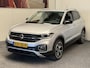 Volkswagen T-Cross 1.0 TSI STYLE NAVIGATIE ADAPTIVE CRUISE CONTROL CLIMATE CONTROL STOELVERWARMING APPLE CARPLAY/ANDROID RIJSTROOKSENSOREN DODEHOEKSENSOREN ACHTERUITRIJCAMERA ZEER MOOI !!