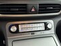 Hyundai Kona Electric EV Comfort 64 kWh | Trekhaak | Camera | Navi | Adoptieve cruise control |