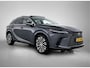 Lexus RX 450h+ Plug-in Hybrid Executive Line | Dealer onderhouden | Lederen bekleding | Memory Seat | Stoelventilatie | Stoel+stuurverwarming | Head-Up | Blind Spot monitor | 360 Camera | Elektrische achterklep |