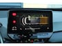 Volkswagen ID.3 204pk First 58 kWh Pro Performance | Allseason Banden | Apple CarPlay & Android Auto | Navigatie