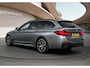 BMW 5-Serie Touring 530e xDrive Business Edition Plus | 19 inch LM Y-spaak (styling 845 M) Bicolor Jet Black | Achteruitrij assistent | Achteruitrijcamera