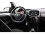 Toyota Aygo 1.0 VVT-i x-play | Airco | Camera | Elektrische ramen voor | Bluetooth