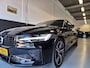 Volvo S60 2.0 Recharge T8 AWD R-Design Pano! Elektrische Stoelen! Camera! Stoelverwarming! Stuurverwarming! Blis! Lane Assist!