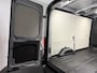 Ford E-Transit 350 L2H2 Trend 68 kWh met o.a. een 360 graden camera, Adaptieve Cruise Control, Dodehoek detectie en 16 inch lichtmetalen velgen