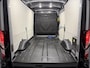 Ford E-Transit 350 L2H2 Trend 68 kWh met o.a. een 360 graden camera, Adaptieve Cruise Control, Dodehoek detectie en 16 inch lichtmetalen velgen