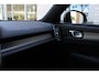 Volvo XC40 T5 Recharge Aut. R-Design | Adaptieve Cruise Controle | Achteruitrij Camera | Harman Kardon Audio | Android Auto/Apple CarPlay | Voetsensor voor Achterklep | Keyless-Entry