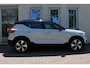 Volvo XC40 T5 Recharge Aut. R-Design | Adaptieve Cruise Controle | Achteruitrij Camera | Harman Kardon Audio | Android Auto/Apple CarPlay | Voetsensor voor Achterklep | Keyless-Entry