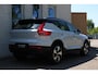 Volvo XC40 T5 Recharge Aut. R-Design | Adaptieve Cruise Controle | Achteruitrij Camera | Harman Kardon Audio | Android Auto/Apple CarPlay | Voetsensor voor Achterklep | Keyless-Entry